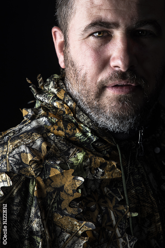 portrait de Thomas Nazaret Photographe animalier, photographe de sport, photographe d'entreprise à vaux sur seine